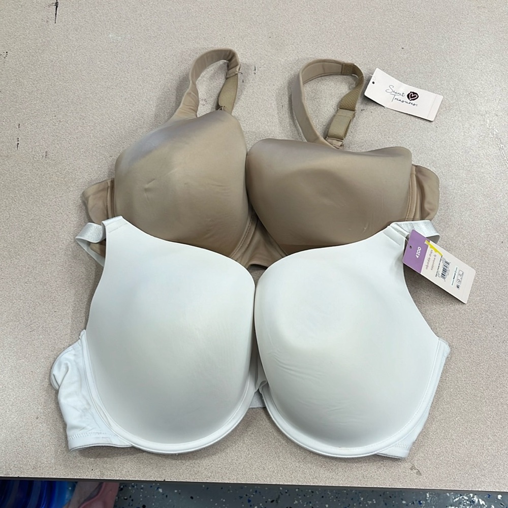 42DD bras